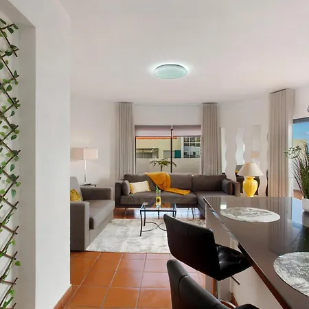 Апартаменты Lolita Com Terraco