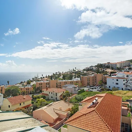 Lolita Com Terraco *