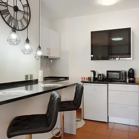 Апартаменты Lolita Com Terraco Канису